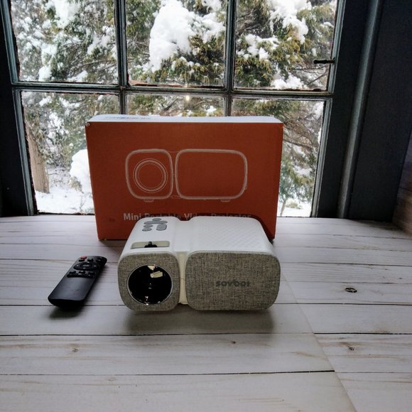 Sovboi Projector WiFi Mini Portable Projector 9000L - Picture 1 of 4